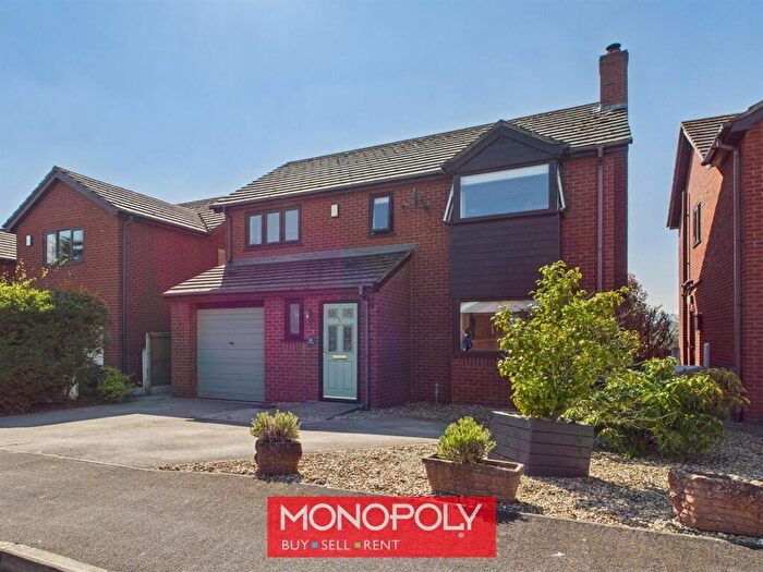4 Bedroom Detached House For Sale In Maes Tyrnog, Llandyrnog, LL16