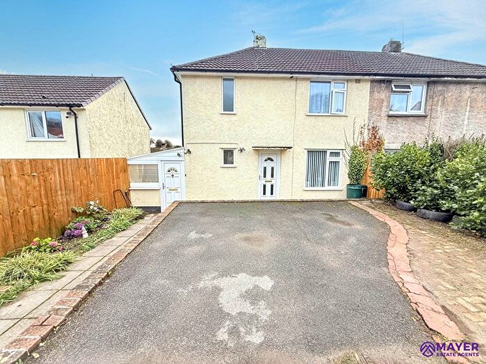 3 Bedroom Semi Detached House For Sale In Thames Gardens, Plymouth, PL3