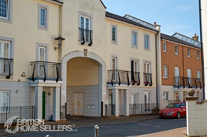 3 Bedroom Apartment For Sale In Lower Burlington Road, Portishead, Bristol, Somerset, BS20