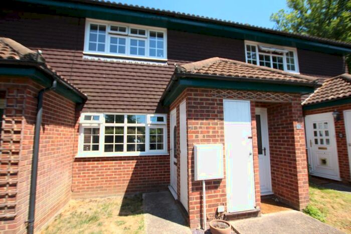 1 Bedroom Ground Maisonette To Rent In Bisley, Woking, Surrey, GU24