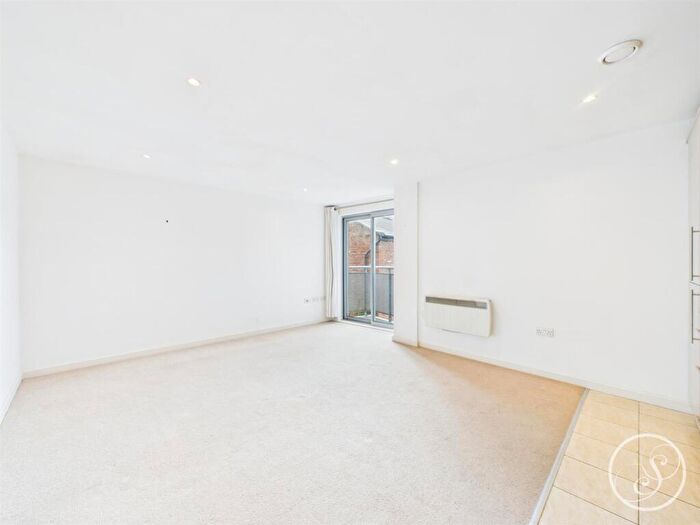1 Bedroom Flat For Sale In Neptune Street, Leeds, LS9
