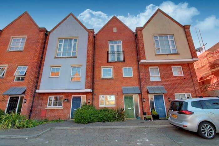 3 Bedroom Town House To Rent In Turret Lane, Ipswich, Suffolk, IP4