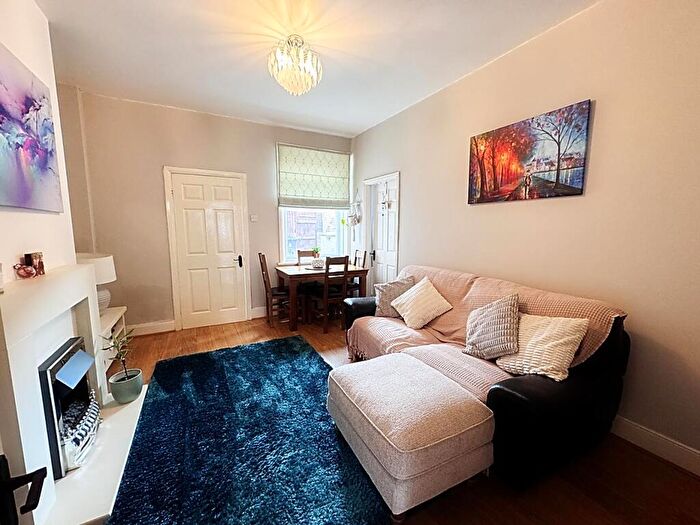 2 Bedroom Apartment For Sale In Northumberland Street, Wallsend, NE28