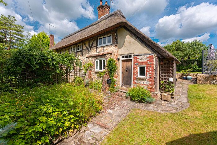 1 Bedroom Semi-Detached House For Sale In The Street, Bury, RH20