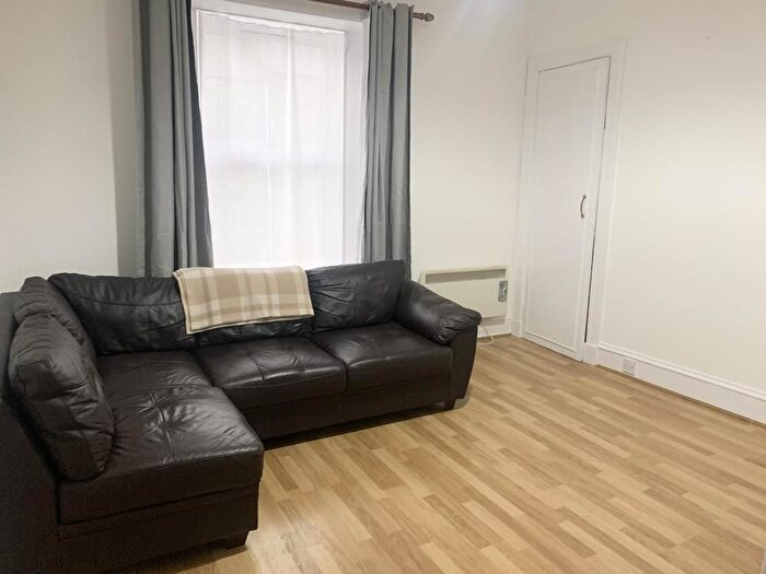 1 Bedroom Flat To Rent In Richmond Street, Second Floor, AB25