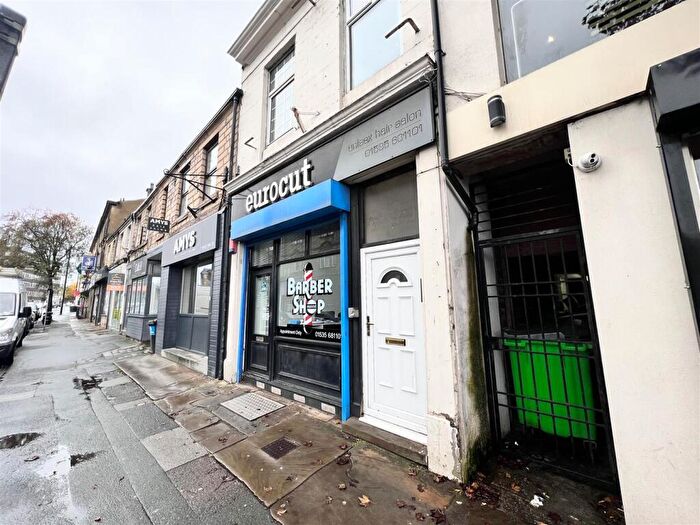 1 Bedroom Flat To Rent In East Parade, Keighley, BD21