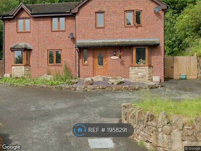 3 Bedroom Semi-Detached House To Rent In Westminster Road, Brynteg, Wrexham, LL11