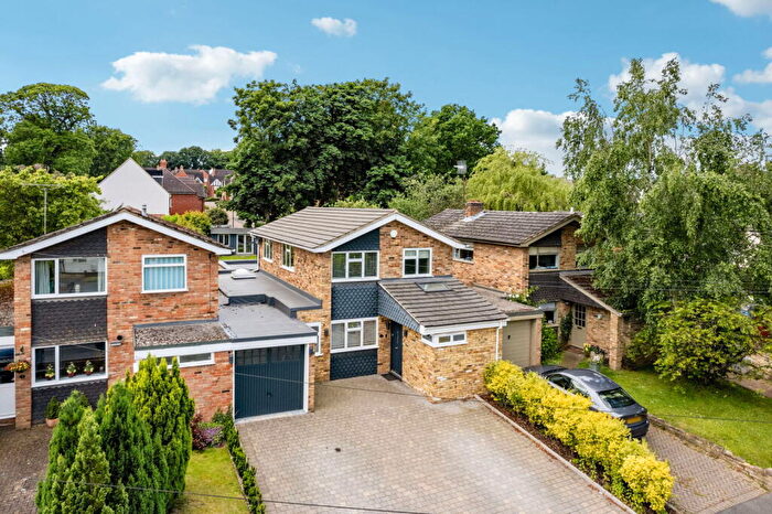 3 Bedroom Detached House For Sale In Grange Fields, Chalfont St. Peter, Gerrards Cross, SL9