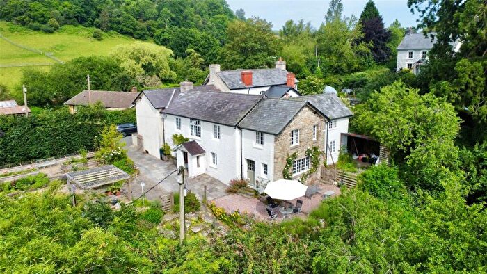 5 Bedroom Semi-Detached House For Sale In Cregrina, Llandrindod Wells, Powys, LD1