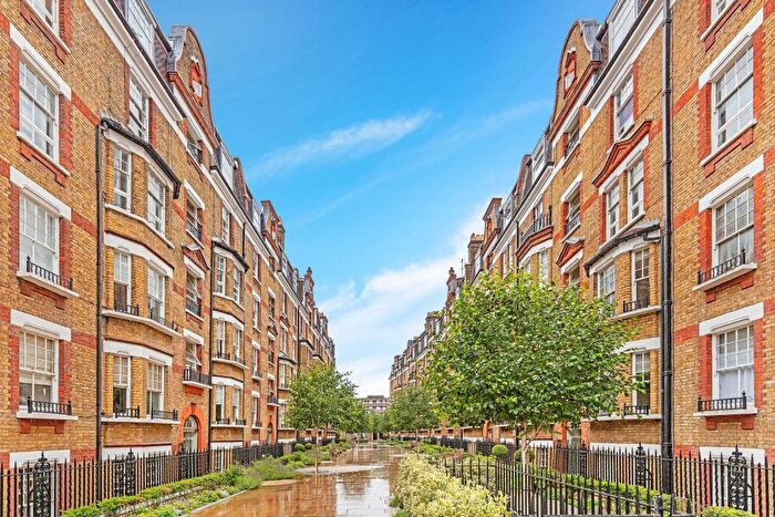 1 Bedroom Flat To Rent In Walton Street, Chelsea, London, SW3
