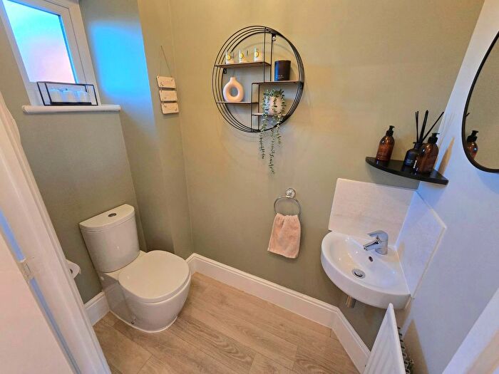 3 Bedroom End Of Terrace House For Sale In Moorbridge Road, Moulton, Northampton, NN3