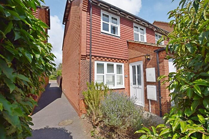 3 Bedroom End Of Terrace House To Rent In Yapton Road, Barnham, Bognor Regis, PO22