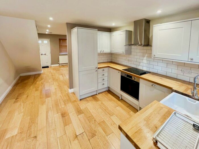 2 Bedroom Semi-Detached House To Rent In William Smith Close, CB2