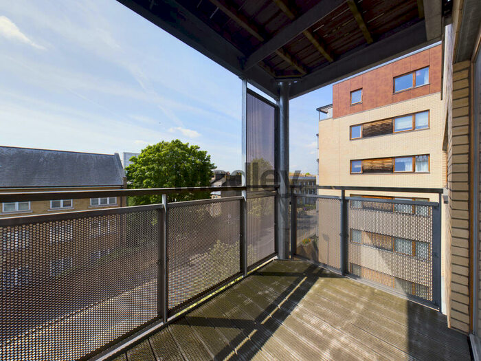 2 Bedroom Flat To Rent In Campbell Road, London, E3