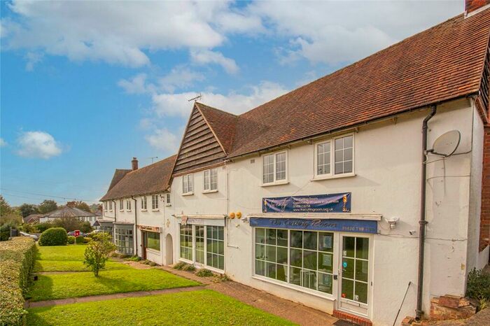 2 Bedroom Maisonette For Sale In Station Road, Digswell, Welwyn, AL6