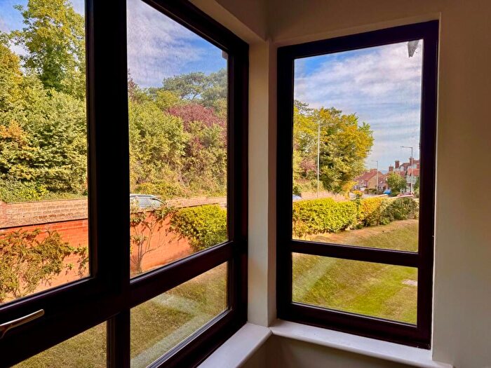2 Bedroom Apartment To Rent In Holway Road, Sheringham, NR26