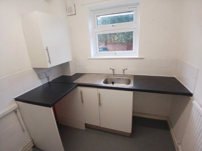1 Bedroom Flat To Rent In St Luke's Court, Heneage Road, Grimsby, Lincolnshire, DN32