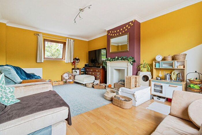 3 Bedroom Semi-Detached House For Sale In Foxhole Road, Paignton, TQ3
