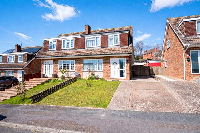 3 Bedroom Semi-Detached House For Sale In Abbotsfield Close, Hastings, TN34