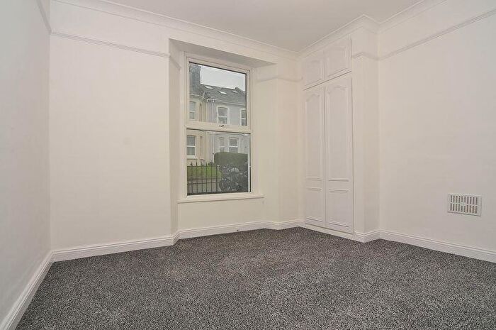 1 Bedroom Flat To Rent In Wilton Street, Plymouth - One-bedroom Flat, PL1