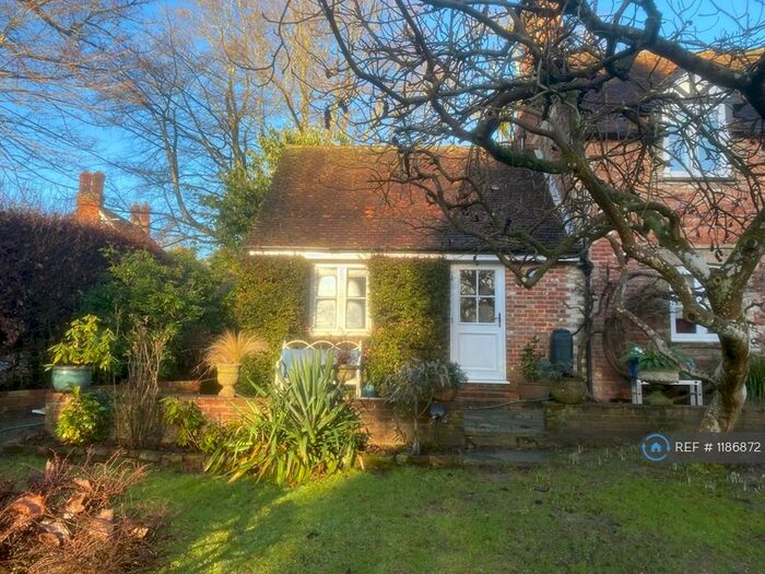 Studio To Rent In Hambrook Lane, Kent, CT4