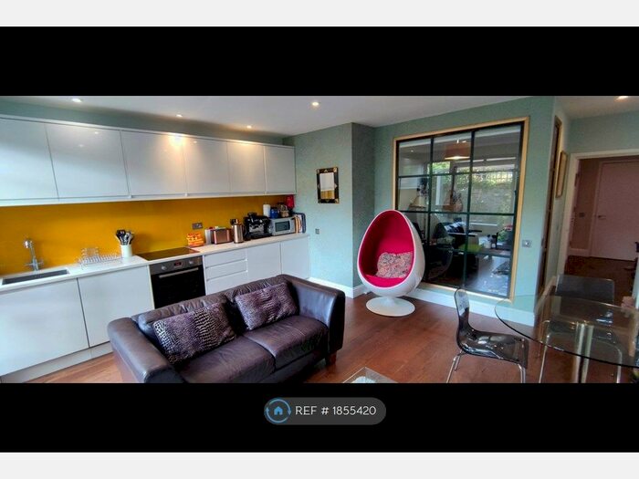 2 Bedroom Flat To Rent In Lawrence Buildings, London, N16