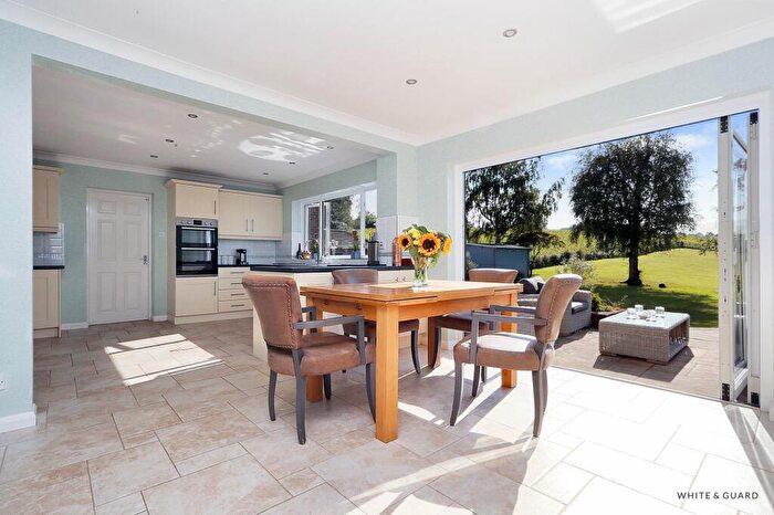 5 Bedroom Detached House For Sale In Chapel Lane, Curdridge, SO32