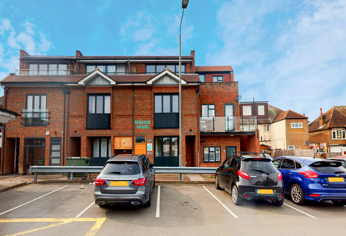 2 Bedroom Apartment To Rent In Station Road, West Wickham, BR4