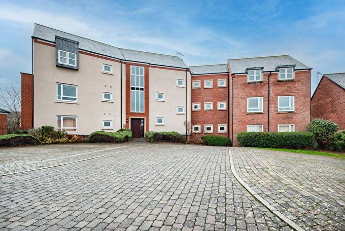 2 Bedroom Flat For Sale In Addison Drive, Stratford-Upon-Avon, CV37