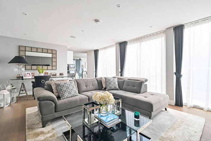 3 Bedroom Flat To Rent In Angel, London, N1