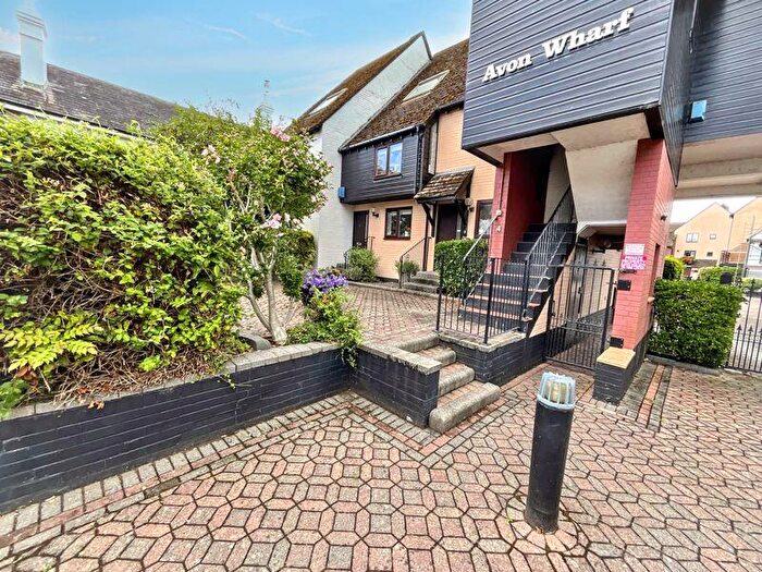 3 Bedroom Town House For Sale In Christchurch Town Centre, BH23