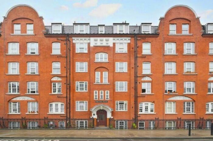 2 Bedroom Flat To Rent In Regency Street, London, SW1P