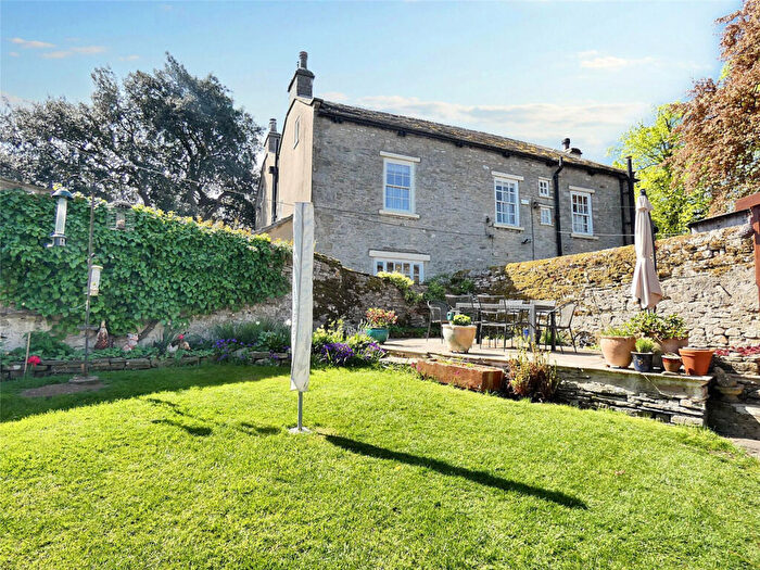 3 Bedroom End Of Terrace House For Sale In West End Middleham, Leyburn, DL8