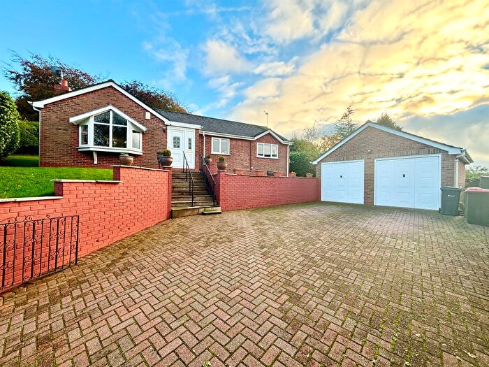 3 Bedroom Detached Bungalow For Sale In The Beeches, Helsby, Frodsham, WA6