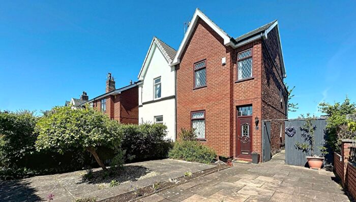 2 Bedroom Semi-Detached House For Sale In Poulton Road, Southport, Merseyside, PR9