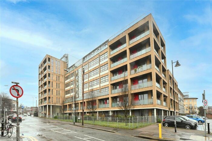 1 Bedroom Flat To Rent In Capworth Street, Leyton, London, E10