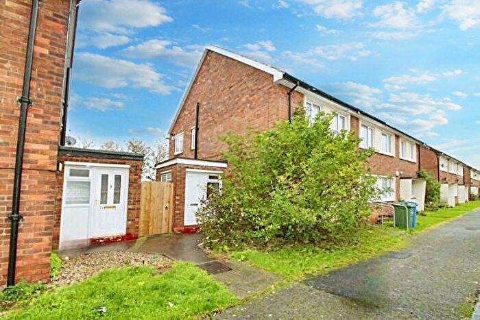 2 Bedroom Flat To Rent In Fallow Park Avenue, Blyth, NE24