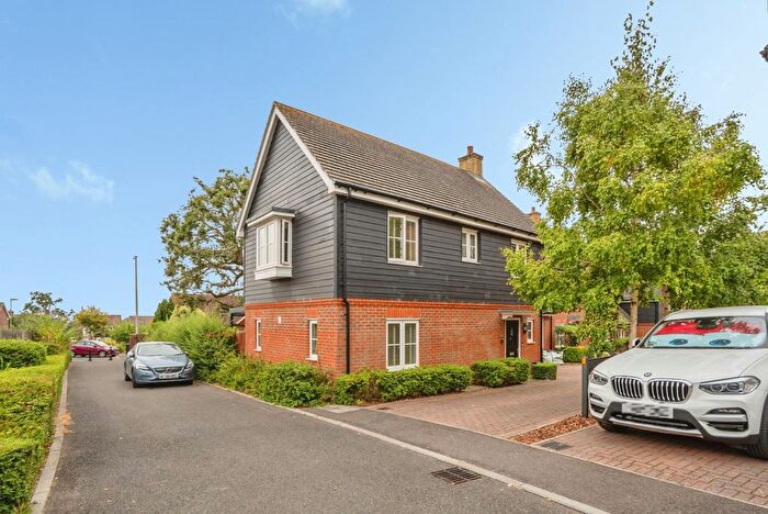 3 Bedroom Detached House For Sale In Brunswick Place, Emsworth, Hampshire, PO10