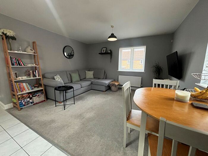 2 Bedroom Apartment To Rent In Wilkins Gardens, Charminster, BH8