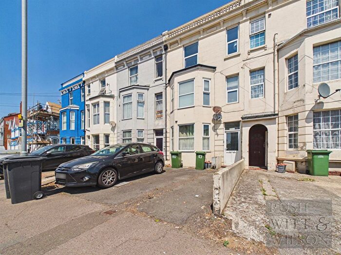2 Bedroom Maisonette For Sale In Mount Pleasant Road, Hastings, TN34