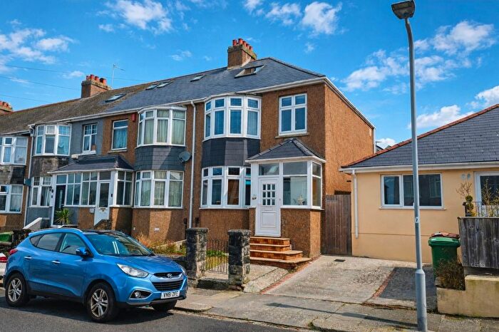 3 Bedroom Semi-Detached House For Sale In South Down Road, Plymouth, PL2