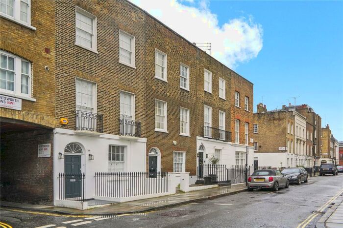 4 Bedroom Terraced House To Rent In Ivor Place, Marylebone, London, NW1