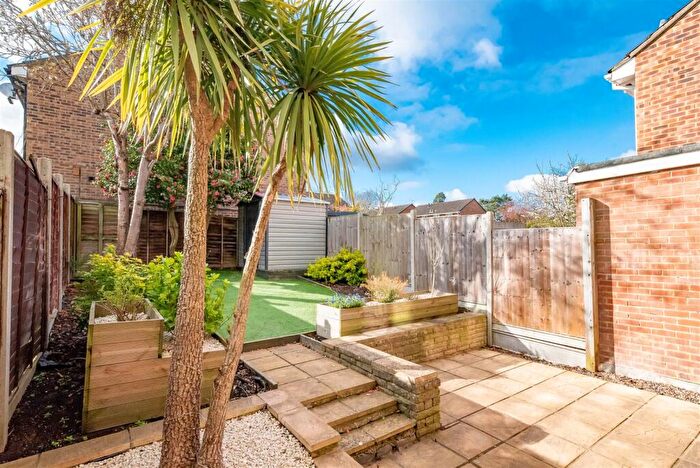 3 Bedroom Semi-Detached House For Sale In Eskdale Way, Camberley, GU15