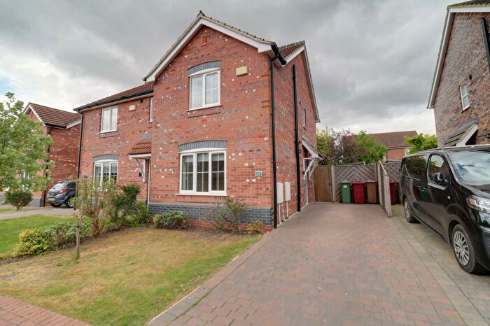 2 Bedroom Semi-Detached House For Sale In Wheat Lane, Hibaldstow, DN20