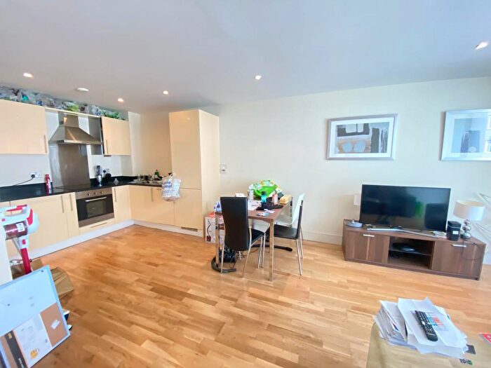 1 Bedroom Flat To Rent In Denison House, Lanterns Way, Canary Wharf, South Quay, London, E14