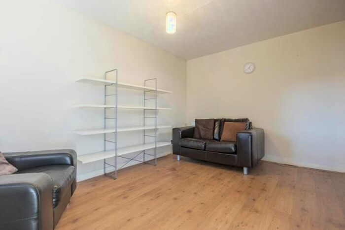 1 Bedroom Semi-Detached House To Rent In Drylaw House Gardens, Edinburgh, EH4