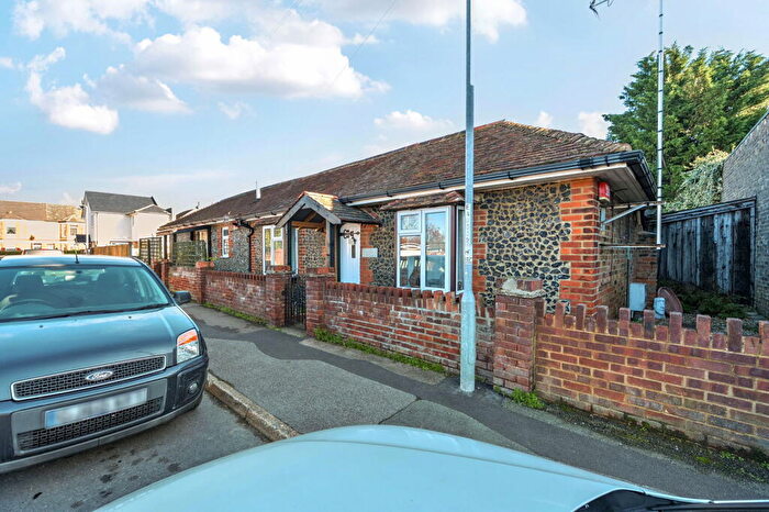 3 Bedroom Detached Bungalow For Sale In Egbert Road, Minster, Ramsgate, CT12