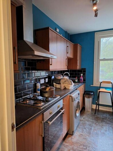 2 Bedroom Flat To Rent In Monks Road, Lincoln, LN2