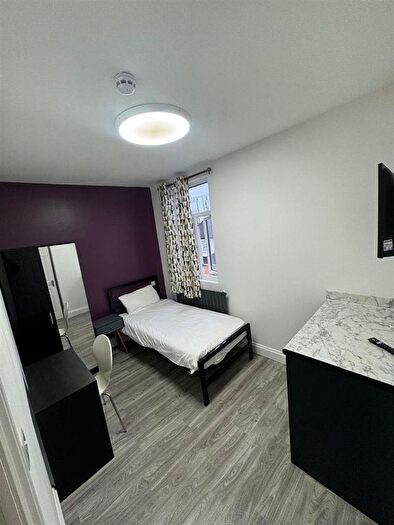 Studio To Rent In Glenny Road, Barking, IG11