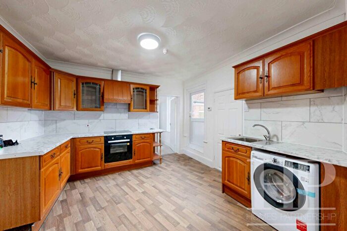 1 Bedroom Apartment To Rent In Ifield Road, Crawley, RH11